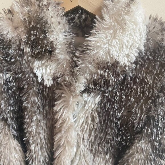 CAbi Aspen Faux Fur Vest Womens Size XS Brown Full Zip High Neck Sleeveless - Picture 12 of 14